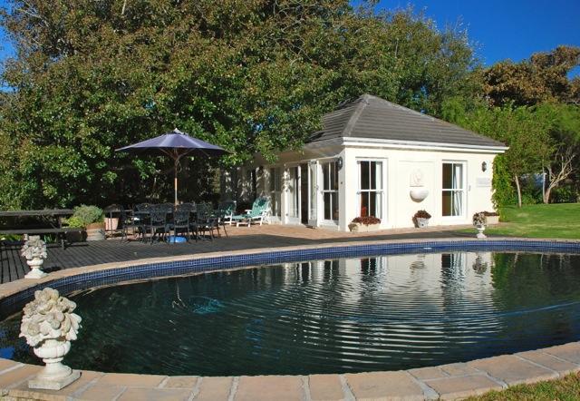 Majini Guesthouse Sweet Valley Экстерьер фото
