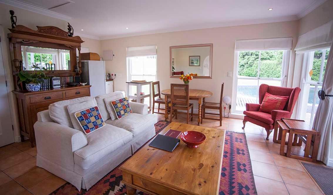 Majini Guesthouse Sweet Valley Экстерьер фото